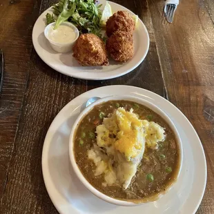 Grab cakes and cottage pie. I really liked the cottage pie! Similar to what a shepherds pie tastes like.