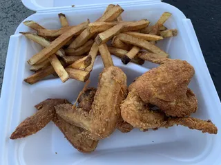 P's Bird Wagon