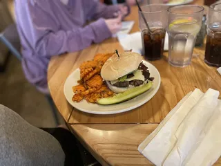 pine mountain grill & gifts