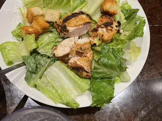 Uncle Buck's Fishbowl & Grill