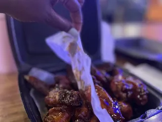 Trap Wingz ATL