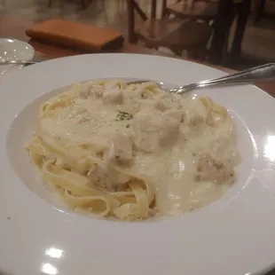 Fettuccine Alfredo