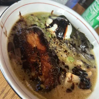 Tonkotsu Black Garlic Ramen