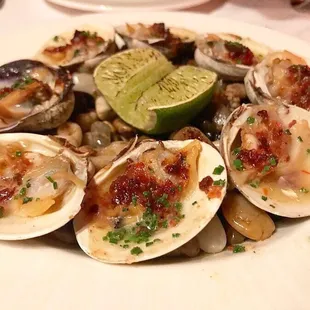 Littleneck Clams Casino