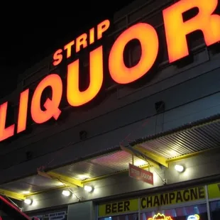 Exterior (photographed by Dave Hong)