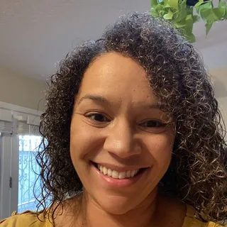Jazmine V.