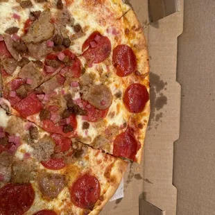 Meat pizza