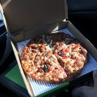 Margherita pizza tasted so fresh.