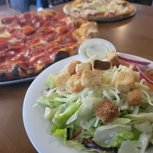 House salad, Pepperoni Pizza, seasonal pie (Ruben Pizza).