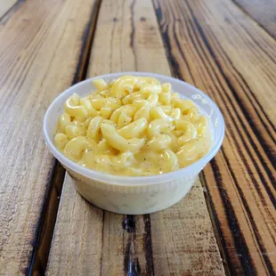 a bowl of macaroni and cheese