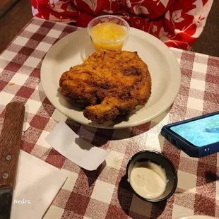 Pork chop and applesauce