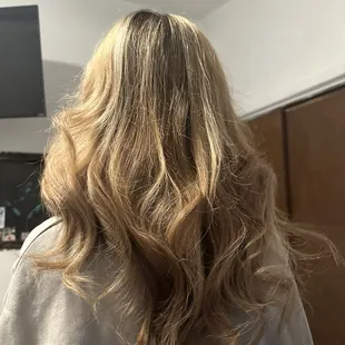 the second time i went, came out salon with dead hair and 4 different colors