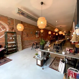 Our freshly remodeled 2021 version of Studio 614 is more geared towards bridal showers, baby showers, business meetings, corporate parties!