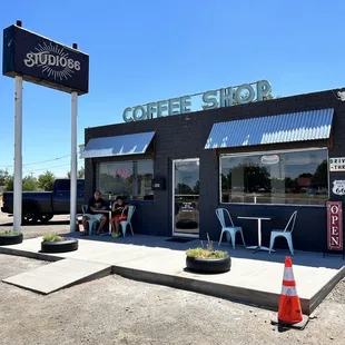 the outside of the coffee shop