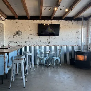 Fireplace to make it feel cozy