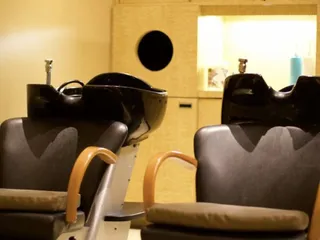 Neo Salon and Barbershop