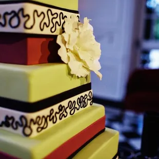 Gone Bananas wedding cake -- Photo credit, http://www.kylehepp.com/