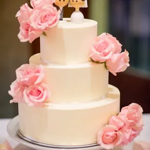 Fluffer Nutter Wedding Cake!