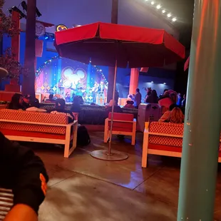 Waiting for food.. during festival of holidays