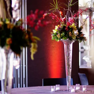 Tall wedding centerpiece