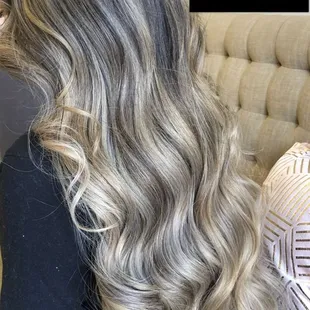 AFTER MY VERY FIRST SESSION OF JET BLACK HAIR. NO DAMAGE !!