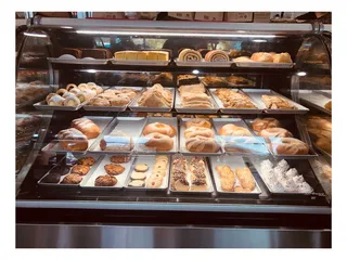 Fortuna Bakery & Cafe