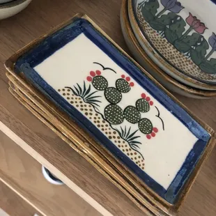 Decorative plates
