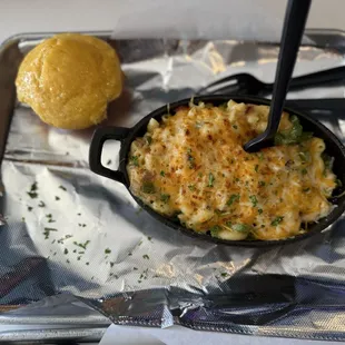 Mac &apos;N&apos; Cheese
