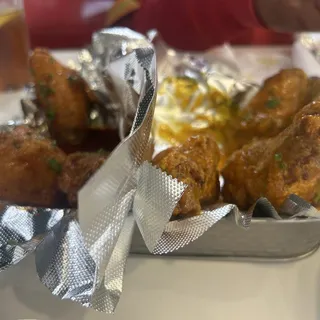 Party Wings