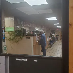 It was a busy place at 9am for a Sunday breakfast with local residents but no waiting when I stopped in here.  9/12/2021