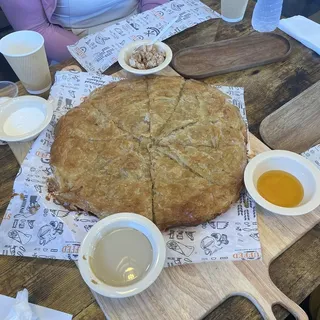 Meshaltet Pie