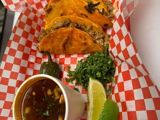 Los Porkys Tacos Tortas and More