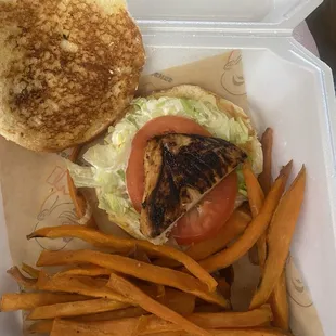 Ye way they served a sandwich