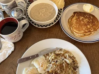 Dot's Cafe