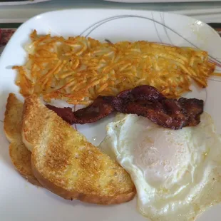 Beautiful food served by the owner!