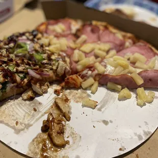 Half Hawaiian, half BBQ chicken
