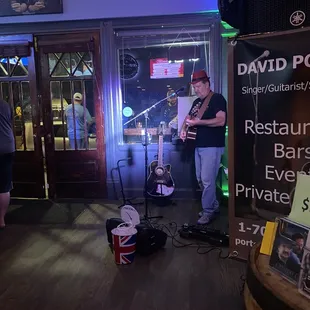 The singer is very good and the people can choose the music