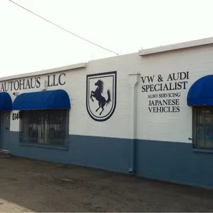 Stuttgart Autohaus LLC