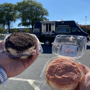 Oreo and Strawberry Crunch cheesecake