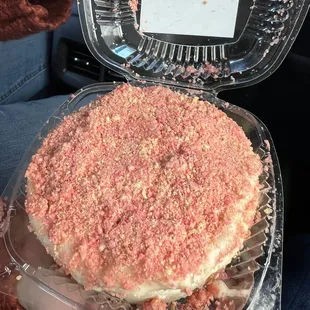 Strawberry crunch cheesecake