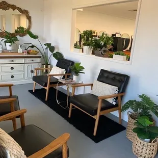 S &amp; F Spa Salón