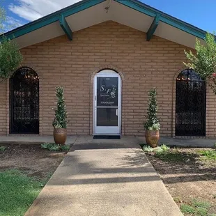 S &amp; F Spa Salón