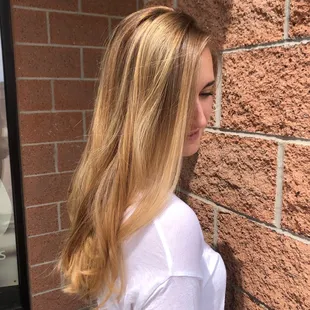 Styles Salon