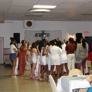 The DJ turning it up!!!!