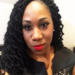 Faux locs (crochet braids)