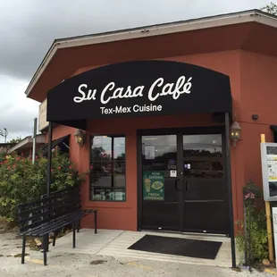 the entrance to the restaurant