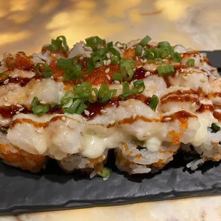 a close up of a sushi