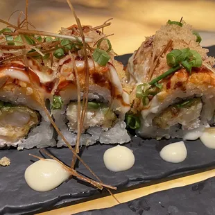 a close up of a sushi