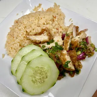 Khao Yum Gai Tod. A Thai dish that&apos;s packed with sweet, sour and spicy!