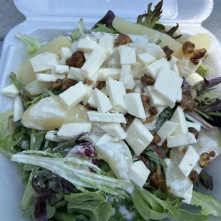Pear salad substitute blue cheese for mozzarella